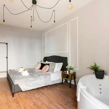Apartment Jacuzzi Termini